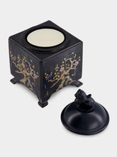 Cultus Artem Through Smoke