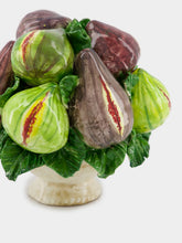 Les Ottomans Fig Cluster Centerpiece