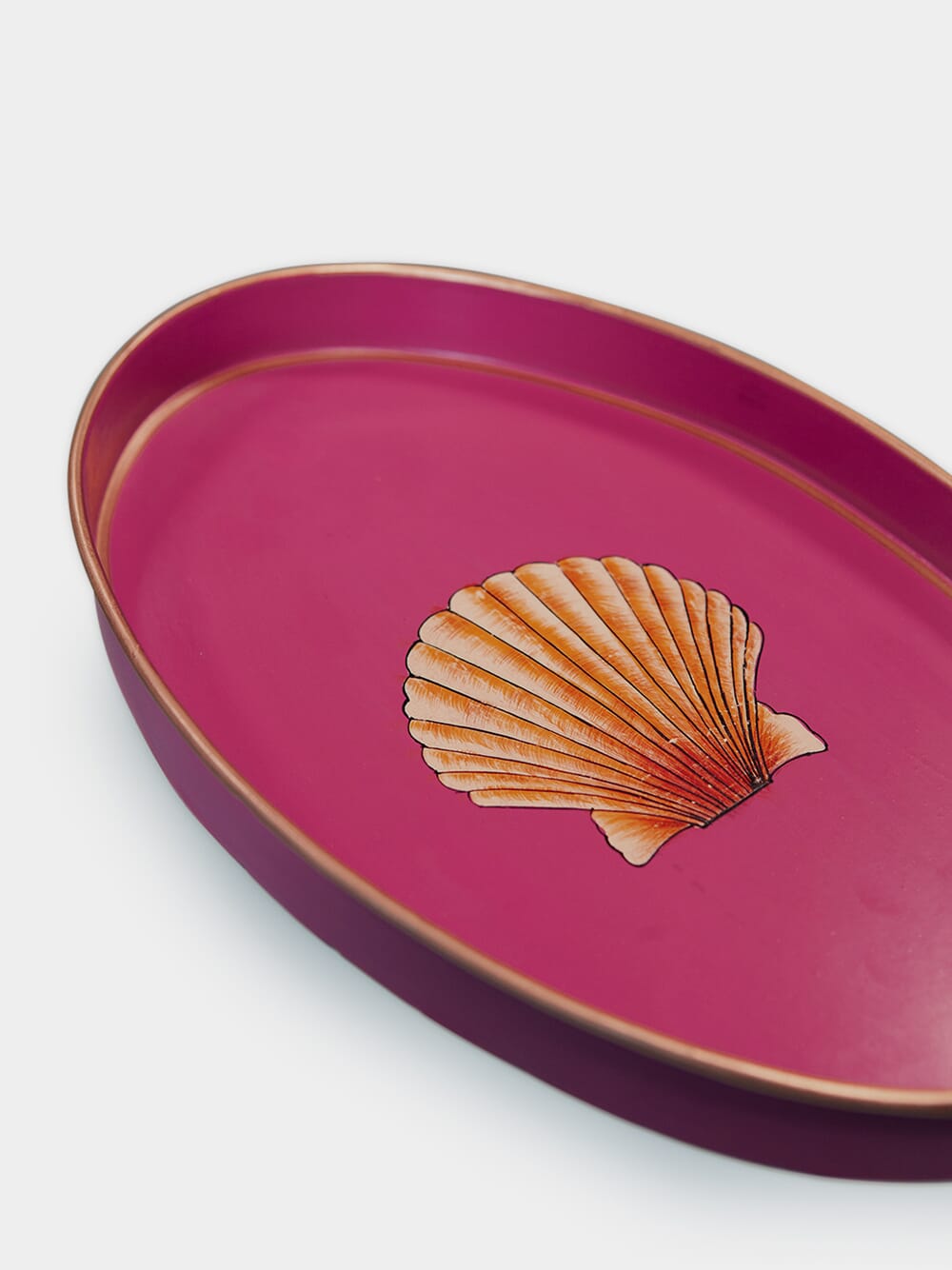 Flora iron tray Shell 33cm