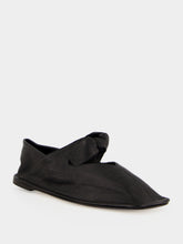 HEREU Black Llasada Front-Knot Leather Pumps