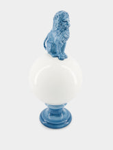 Les Ottomans Lion Globe Decor