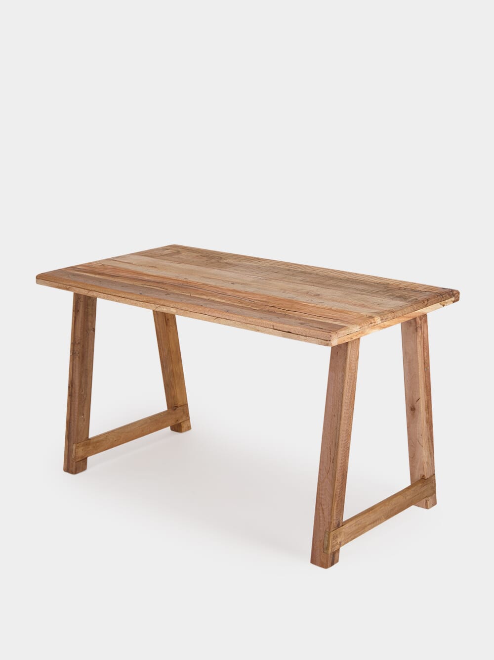 Mesa de comedor de madera reciclada