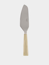 Sabre Paris Tart Slicer in Horn Finish