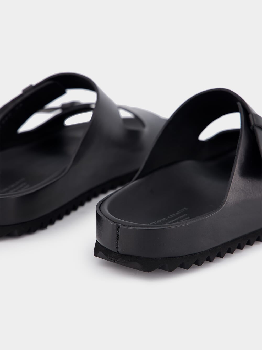 Agorà Black Leather Slides