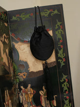 Le Sundial Étoile Black Raw Silk Pouch