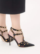Valentino Garavani Black Studdy Kidskin 100 Pumps