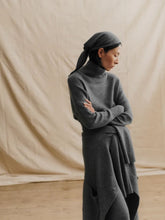Lisa Yang Graphite Florianne Cashmere Scarf