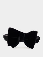 Tom Ford Black Velvet Bow Tie