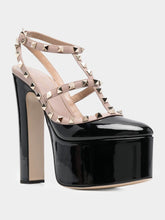 Valentino Garavani Rockstud Platform Pumps
