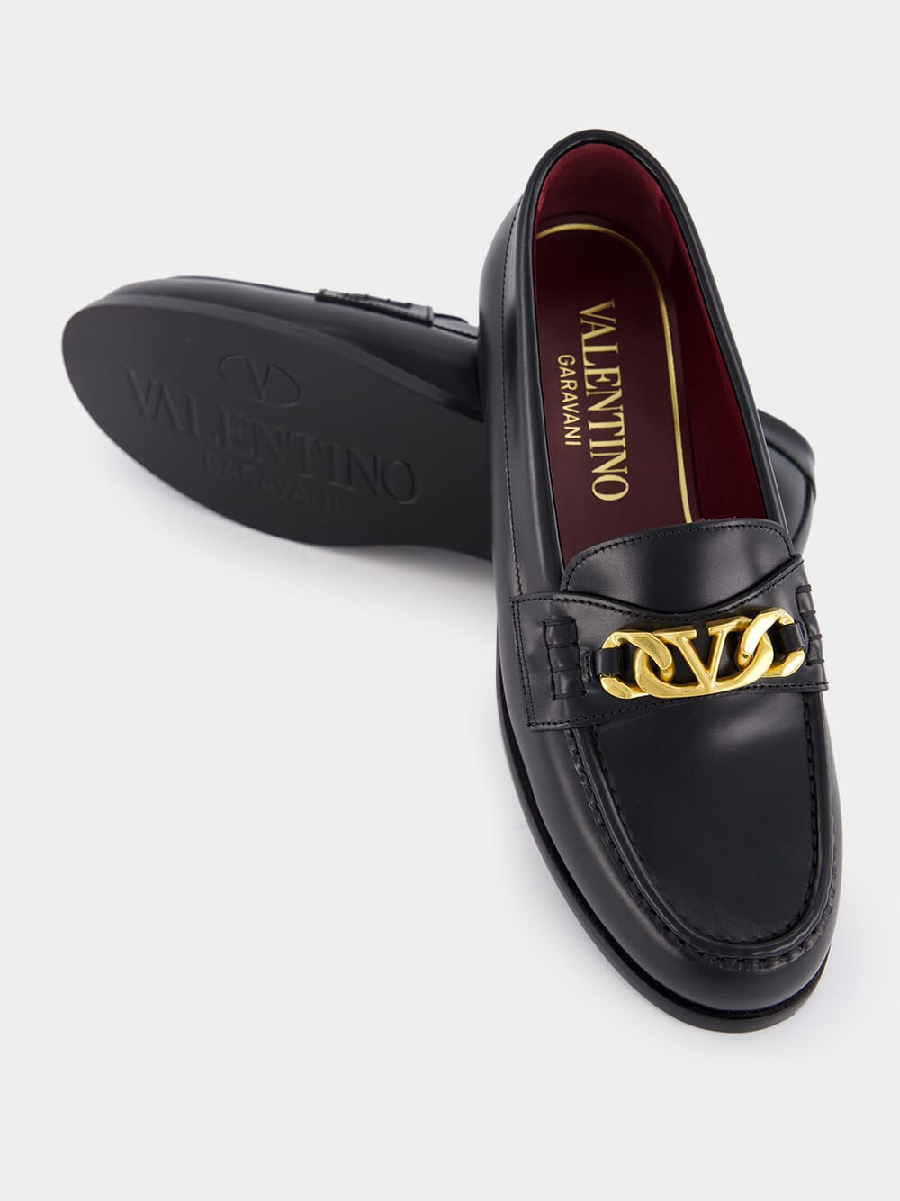 VLogo Chain Leather Loafers