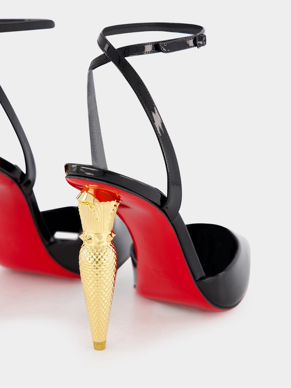 Christian LouboutinLipChick 100mm Patent-Leather Pumps at Fashion Clinic