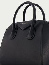 Givenchy Small Antigona Bag In Grained Leather