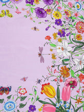 Gucci Flora Print Silk Carré