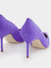 Manolo Blahnik Tora 90mm Suede Pumps