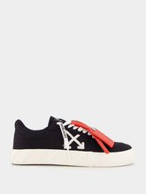 Off-White Low Vulcanized Black Sneakers