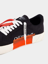 Off-White Low Vulcanized Black Sneakers
